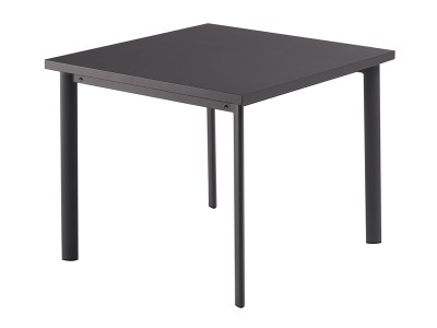 Knutt Table