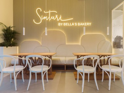 Simturi by Bella's Bakery, design Grosu - Craiova, Romania